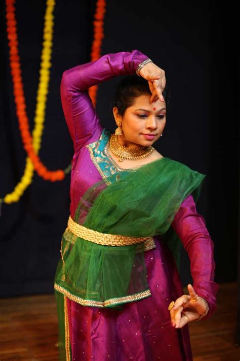 classical dance classes near me for ladies|kathak dance class near me.